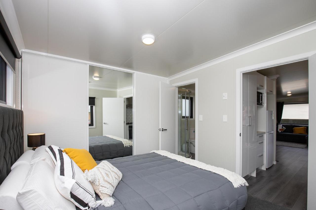 Affordable Modern Accommodation 韦斯特波特 外观 照片