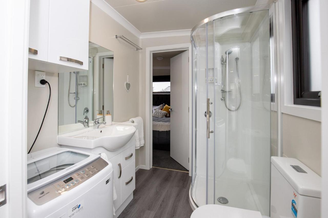 Affordable Modern Accommodation 韦斯特波特 外观 照片